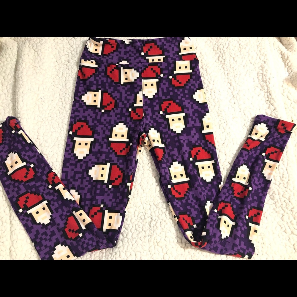 Lularoe Tween Christmas Leggings fits adults 00-0